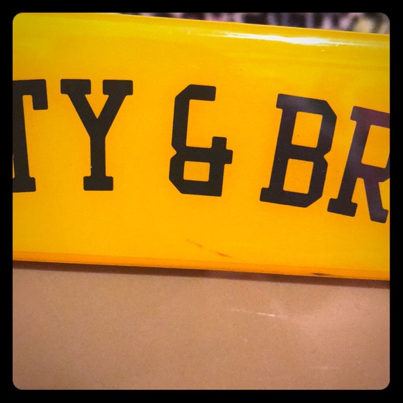 💛PINK VS Beauty & Brains Photo Frame Vintage💛 - Picture 5 of 6